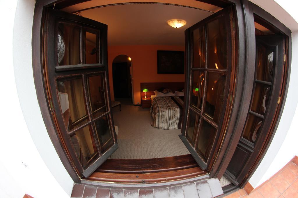 Pensjonat Rezydencja Parkowa Apartment Wrocław Exterior foto