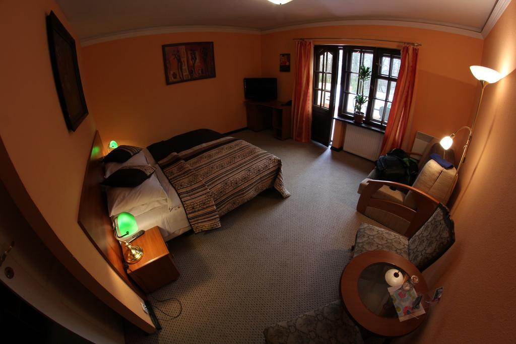 Pensjonat Rezydencja Parkowa Apartment Wrocław Exterior foto